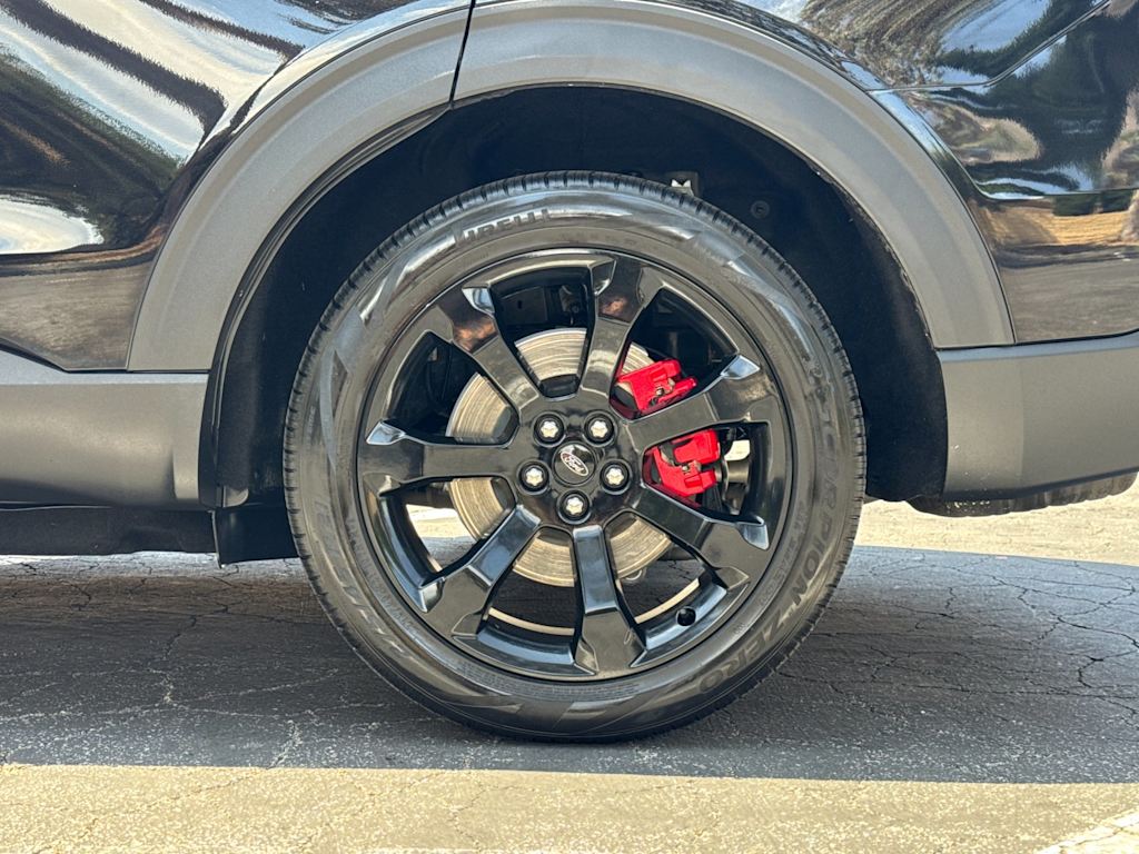 Thumbnail: 2021 Ford Explorer - 8