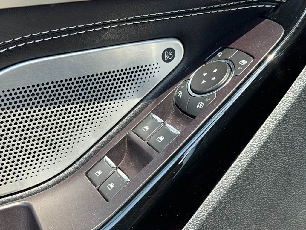 Thumbnail: 2021 Ford Explorer - 20