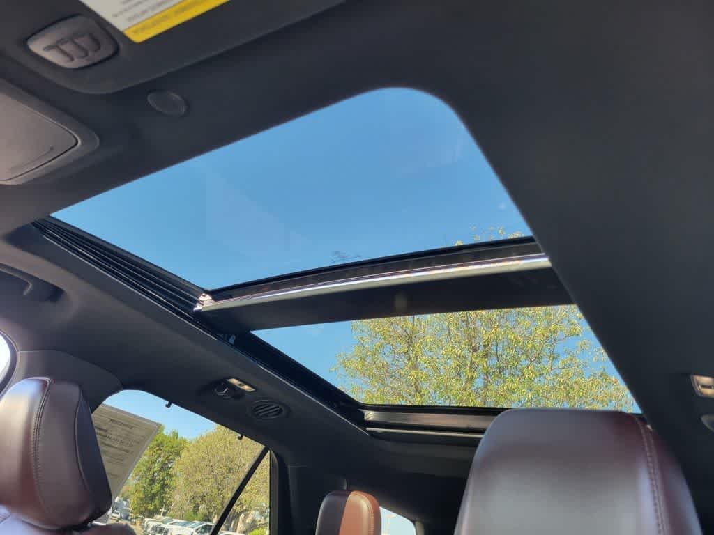 Thumbnail: 2020 Ford Explorer - 21