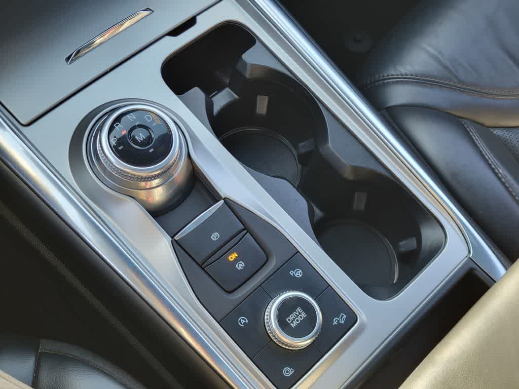 Thumbnail: 2020 Ford Explorer - 14
