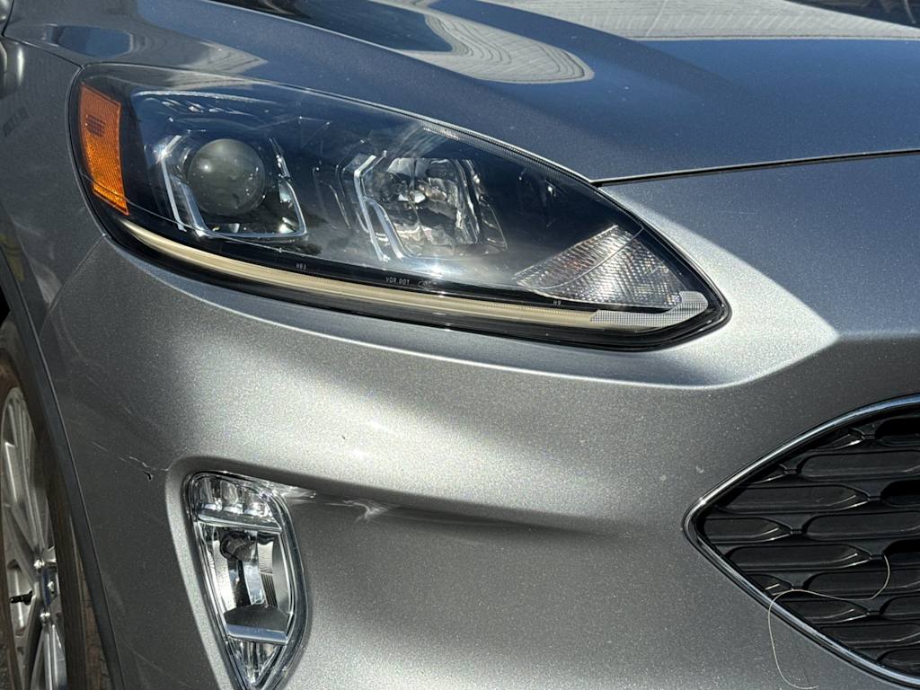 Thumbnail: 2022 Ford Escape - 11