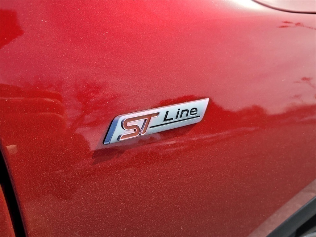 2025 Ford Escape ST-Line 7