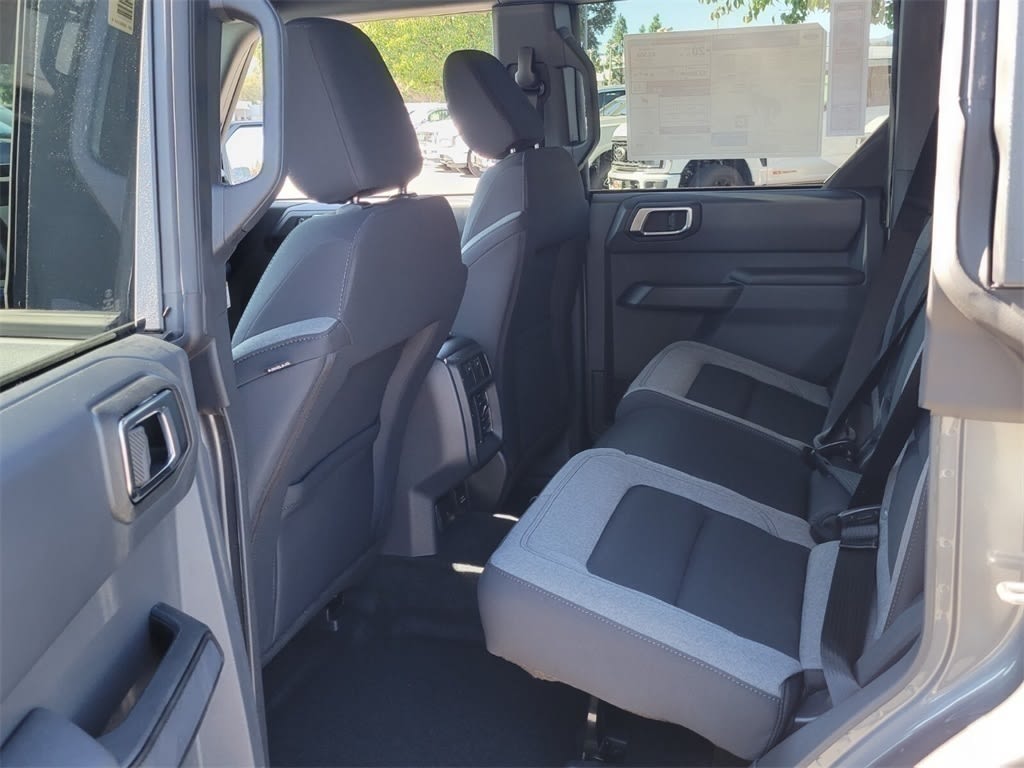 Thumbnail: 2025 Ford Bronco - 11