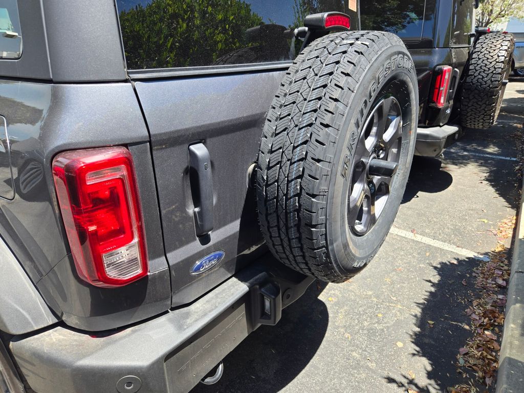 Thumbnail: 2025 Ford Bronco - 4