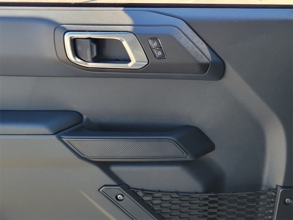 Thumbnail: 2025 Ford Bronco - 20