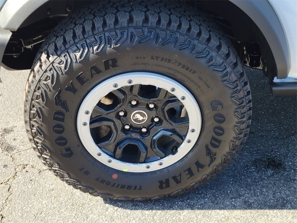 Thumbnail: 2025 Ford Bronco - 7