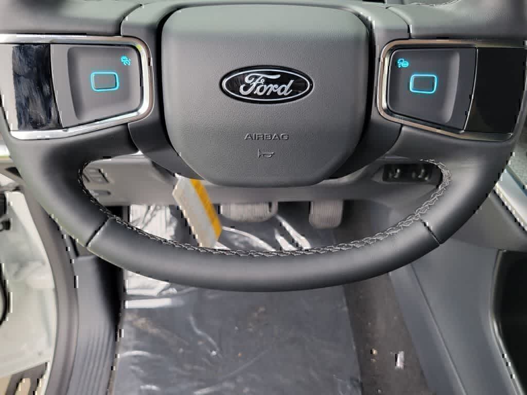 Thumbnail: 2026 Ford Expedition - 19
