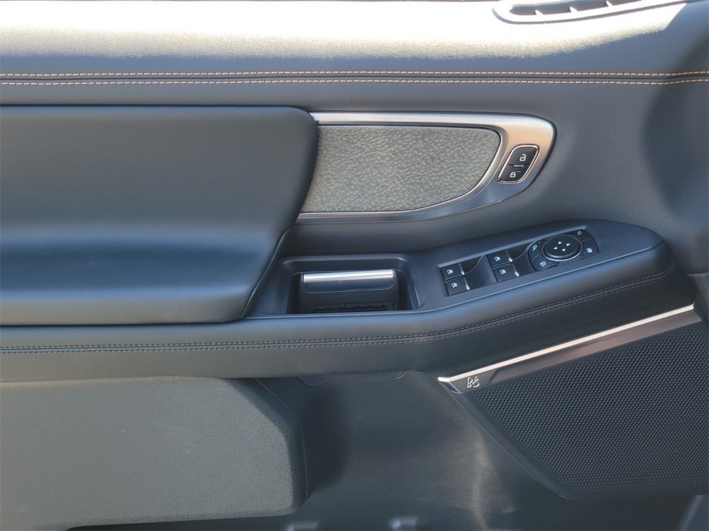 Thumbnail: 2025 Ford Expedition - 20