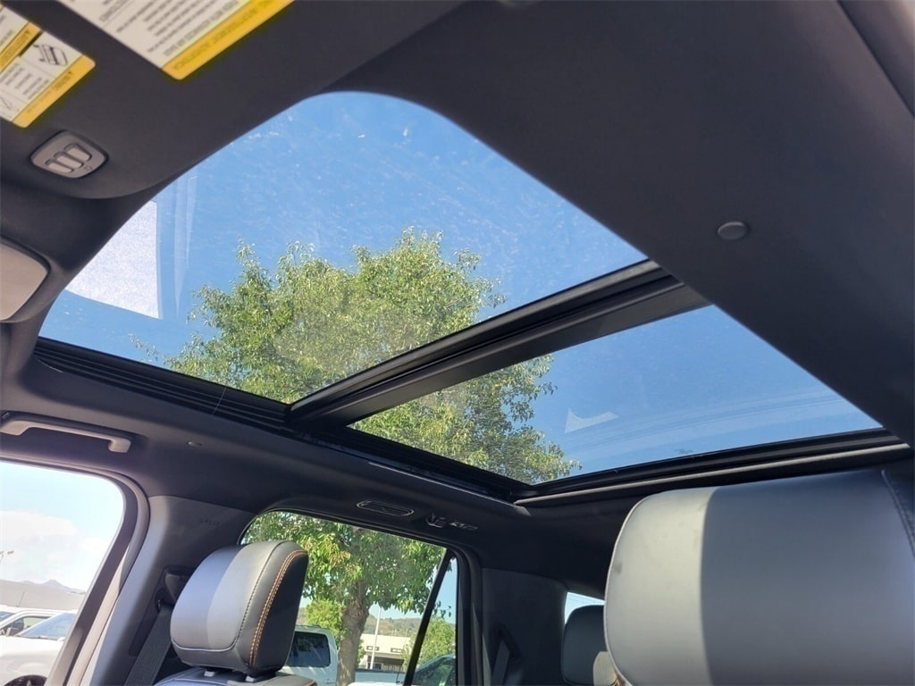 Thumbnail: 2025 Ford Expedition - 18