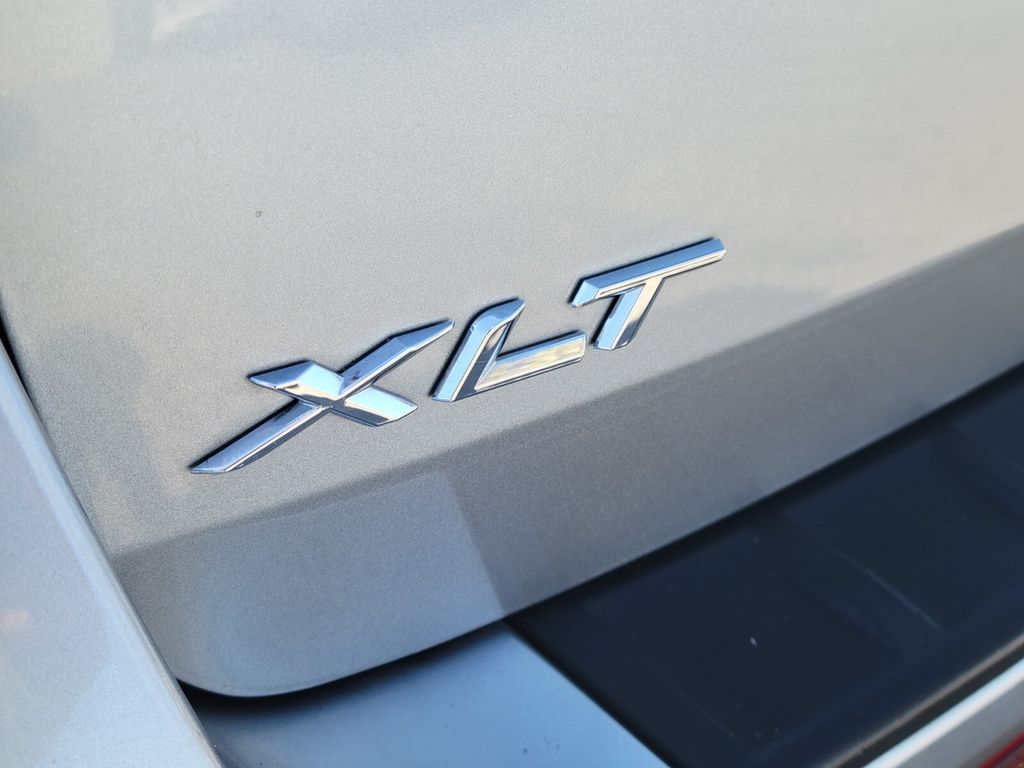 Thumbnail: 2023 Ford Explorer - 7