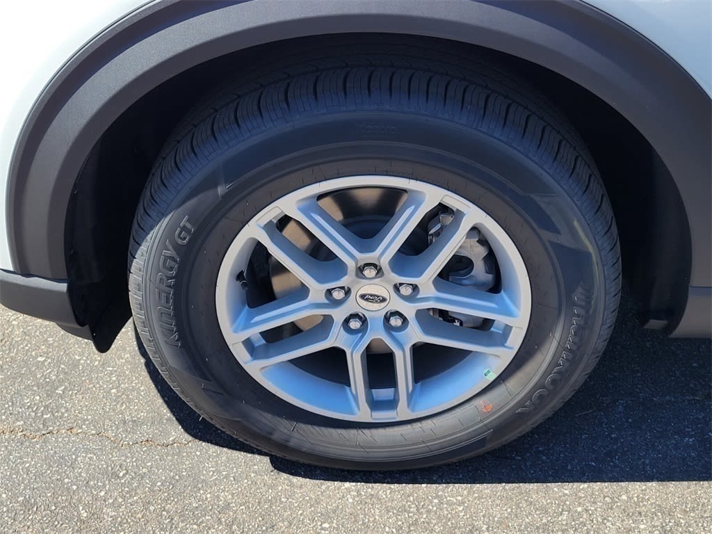 Thumbnail: 2025 Ford Explorer - 8