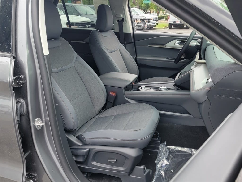 Thumbnail: 2025 Ford Explorer - 10