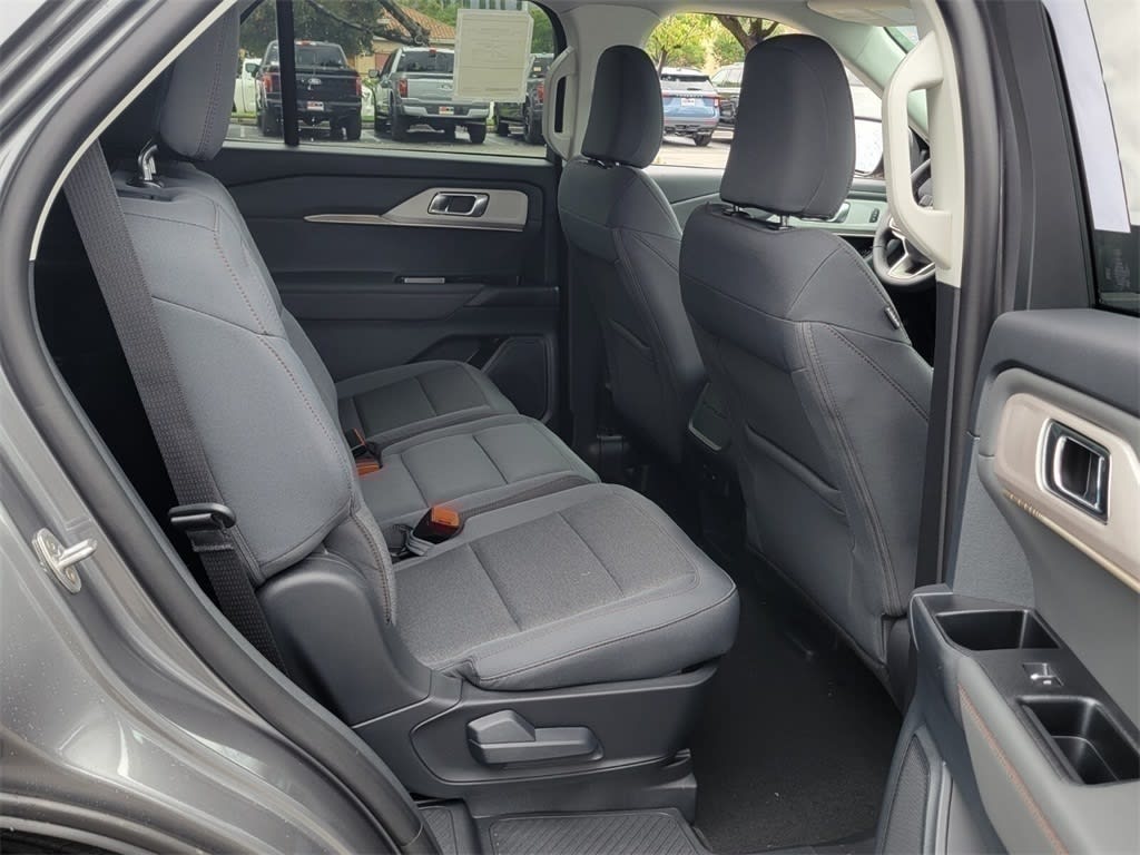 Thumbnail: 2025 Ford Explorer - 18