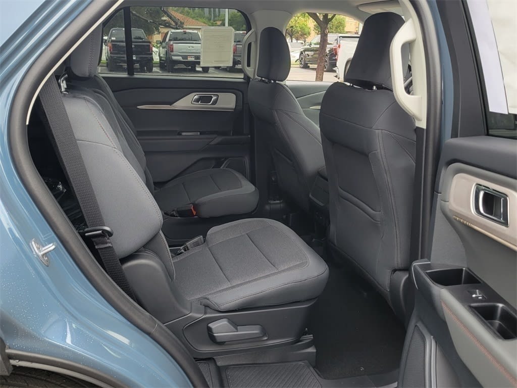 Thumbnail: 2025 Ford Explorer - 18