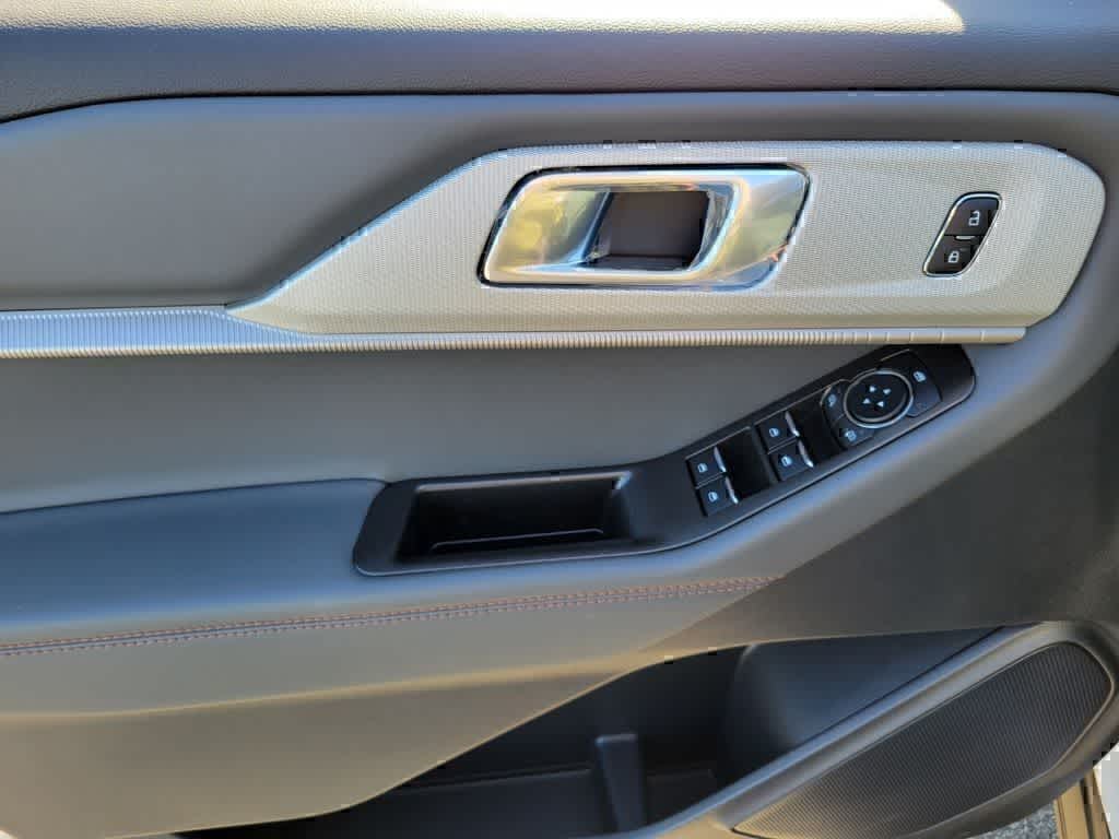 Thumbnail: 2026 Ford Explorer - 20