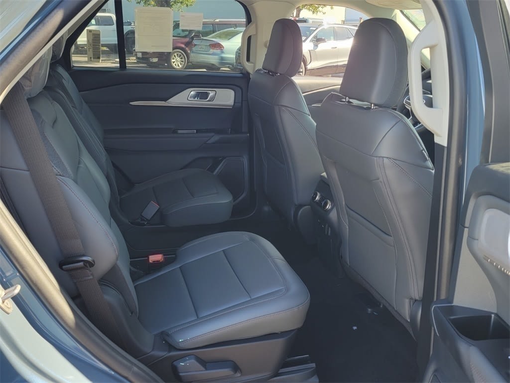 Thumbnail: 2025 Ford Explorer - 18