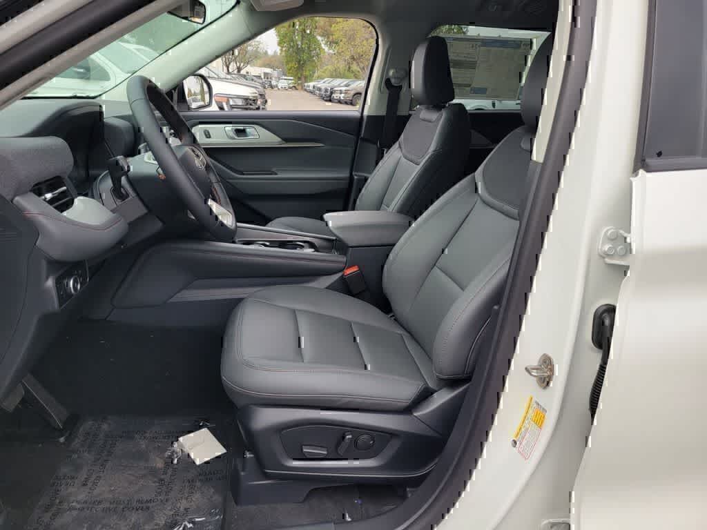 Thumbnail: 2026 Ford Explorer - 9