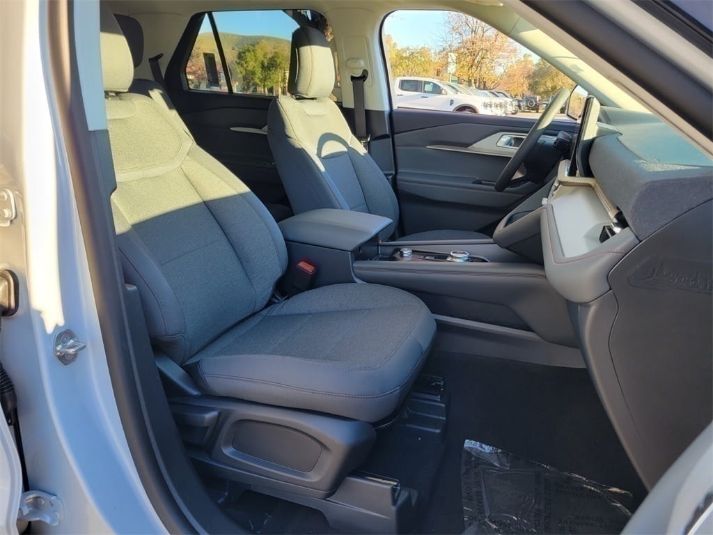 Thumbnail: 2026 Ford Explorer - 8