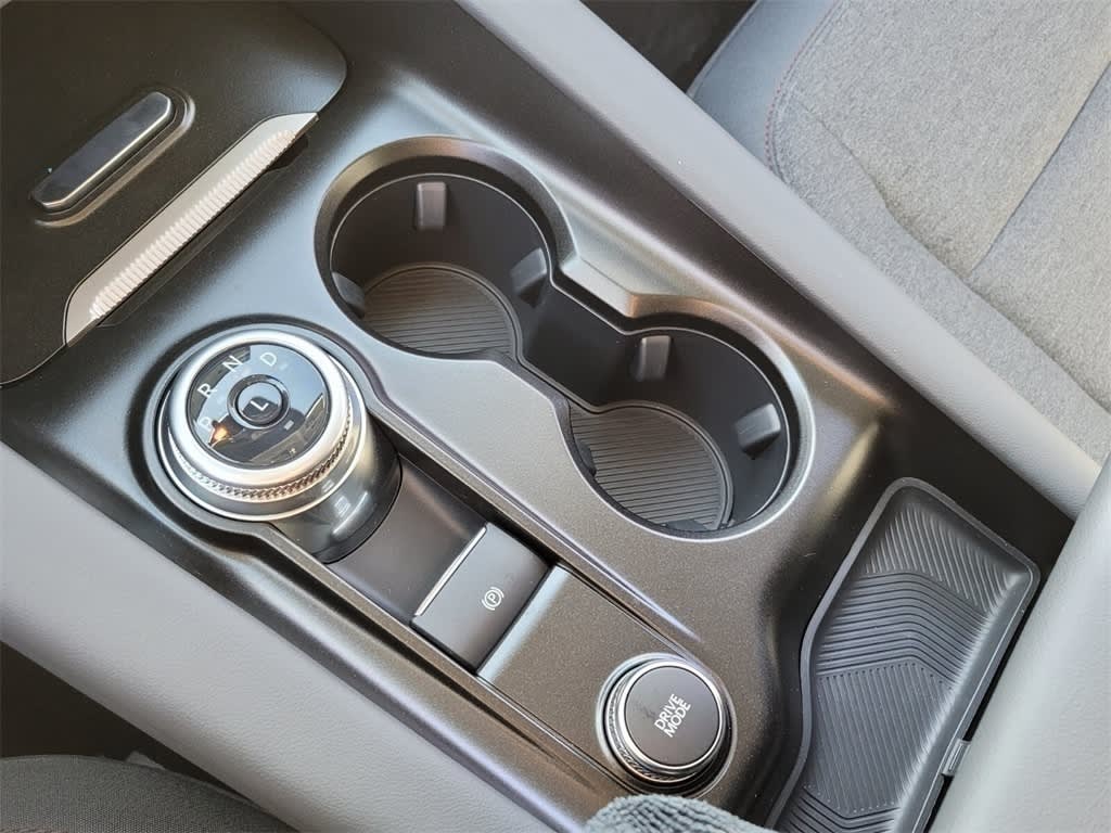 2025 Ford Explorer Active 13