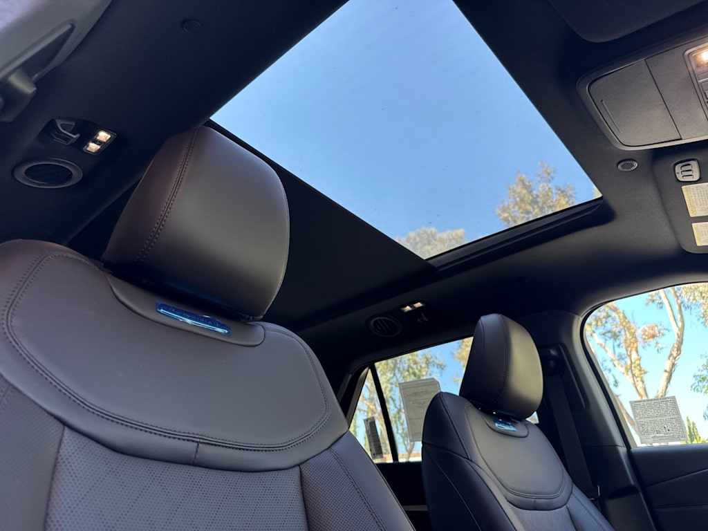 Thumbnail: 2026 Ford Explorer - 21