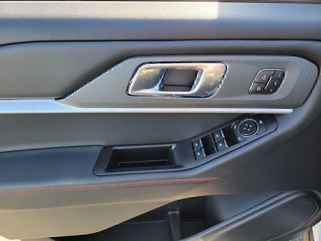 Thumbnail: 2026 Ford Explorer - 20