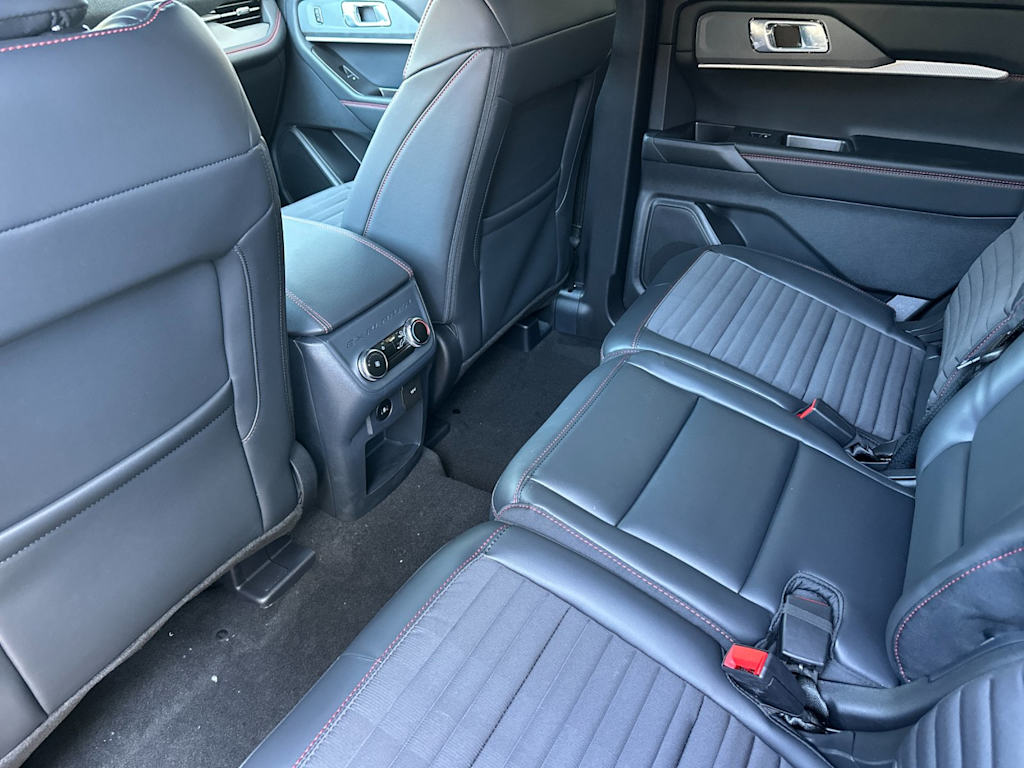 Thumbnail: 2026 Ford Explorer - 10