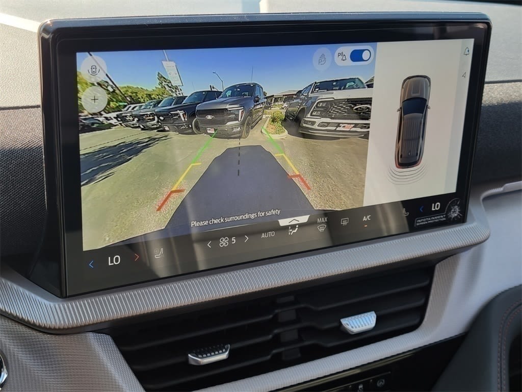 Thumbnail: 2025 Ford Explorer - 22