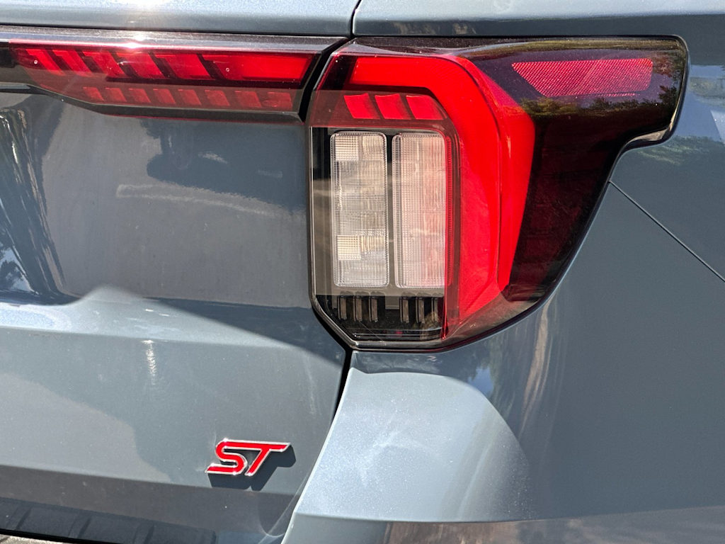 Thumbnail: 2025 Ford Explorer - 27