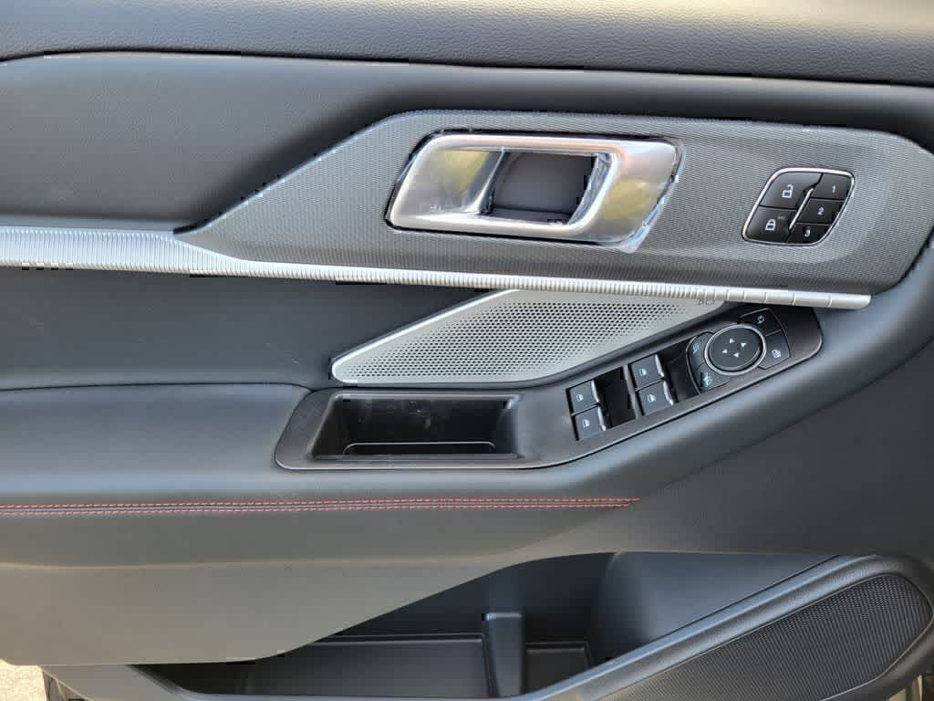 Thumbnail: 2026 Ford Explorer - 22