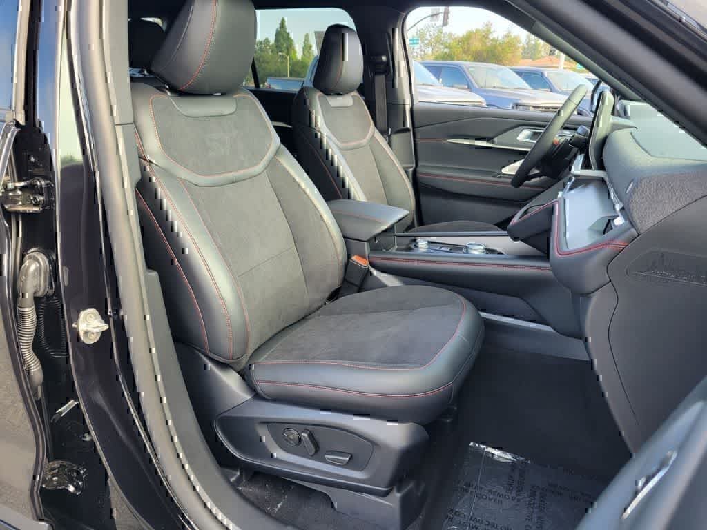 Thumbnail: 2026 Ford Explorer - 10