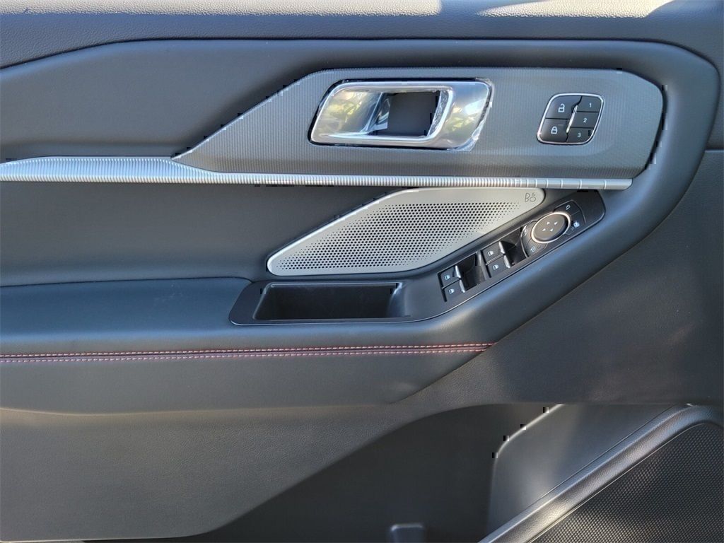 Thumbnail: 2026 Ford Explorer - 22