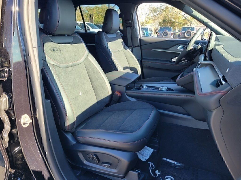 Thumbnail: 2026 Ford Explorer - 10