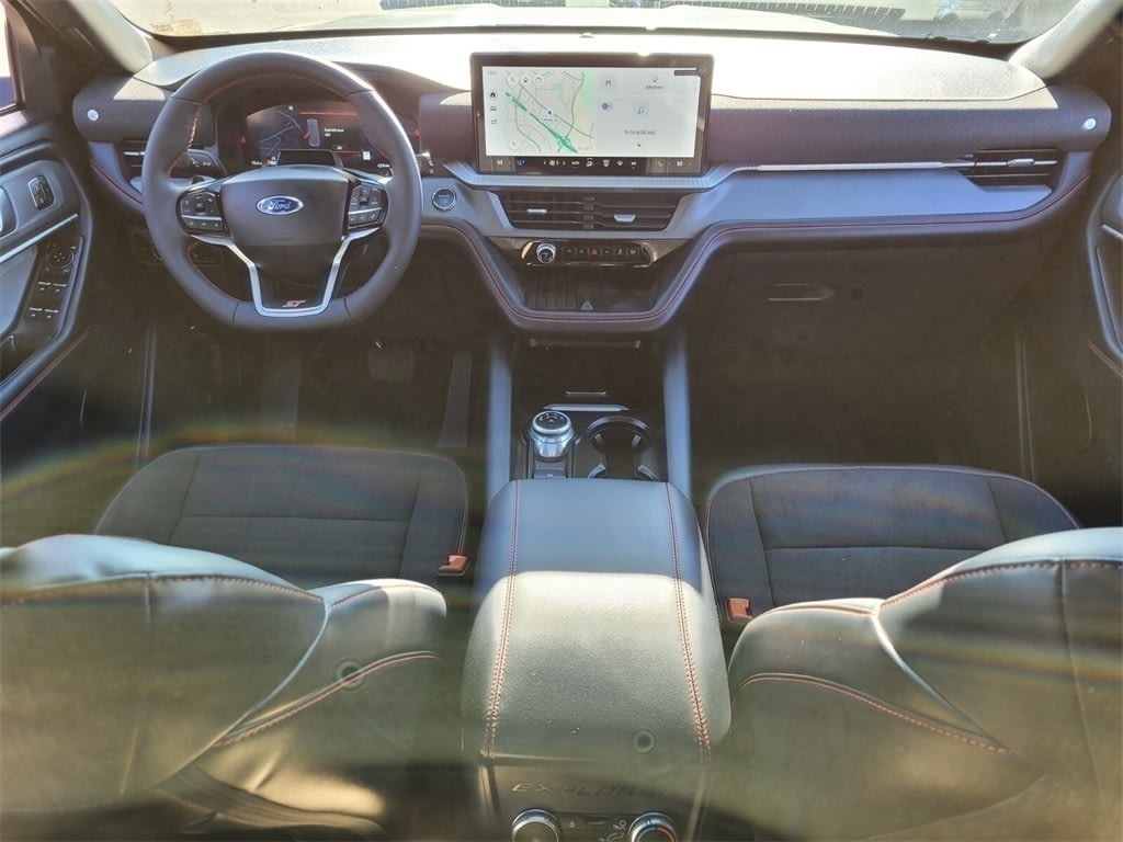 2025 Ford Explorer ST 8