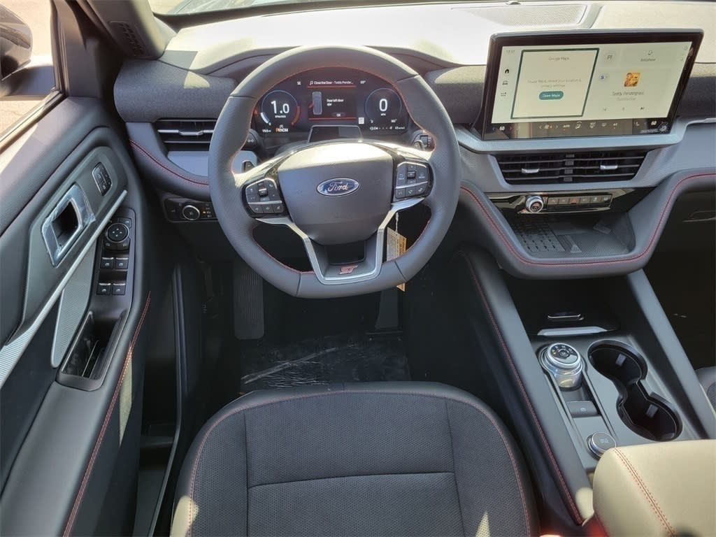 2025 Ford Explorer ST 9