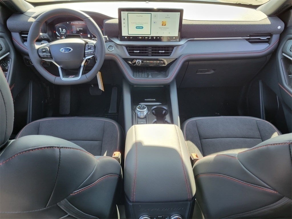 2025 Ford Explorer ST 2