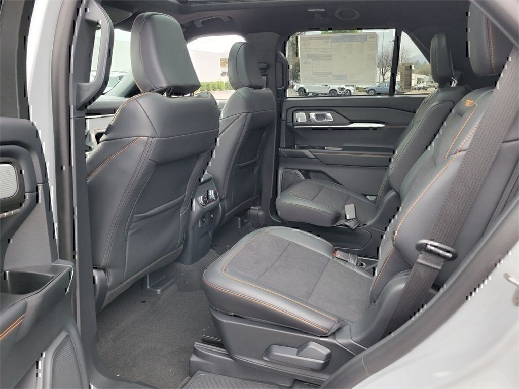 Thumbnail: 2026 Ford Explorer - 11