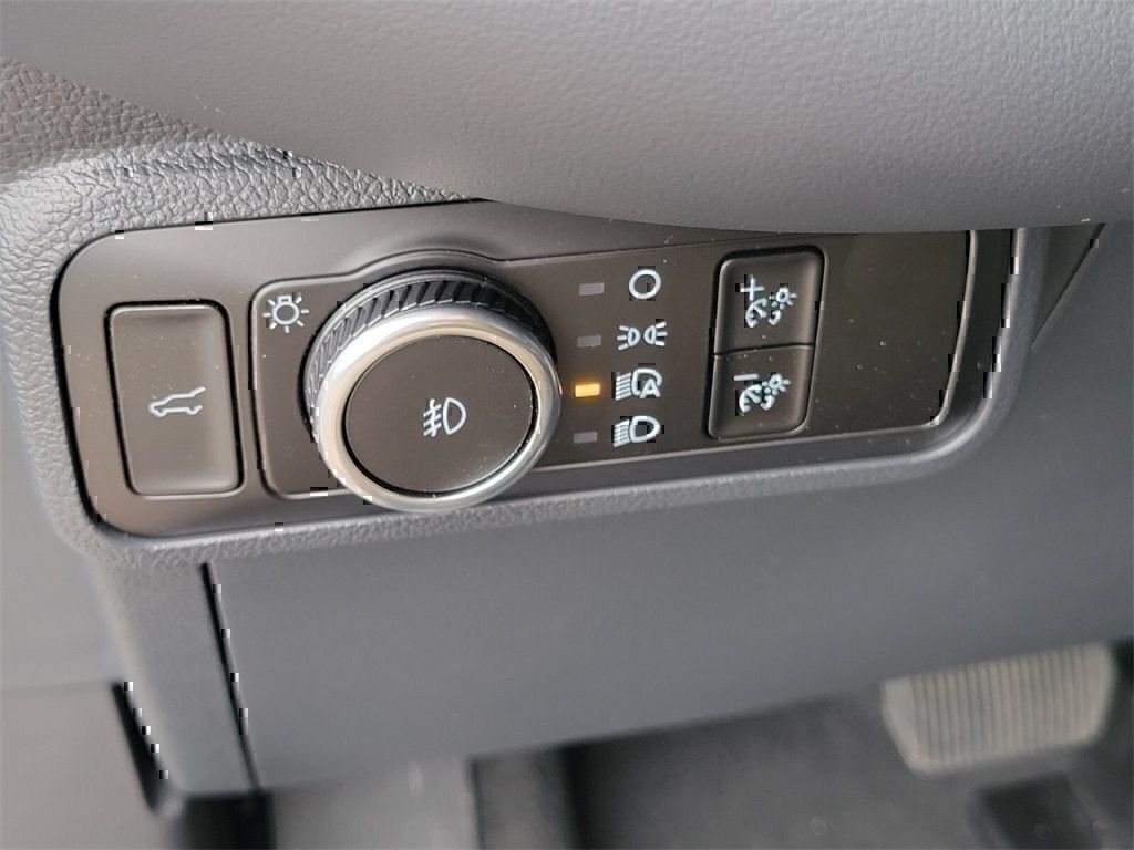 Thumbnail: 2026 Ford Explorer - 22