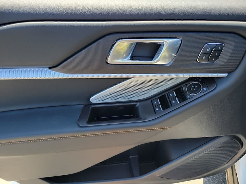 Thumbnail: 2026 Ford Explorer - 20