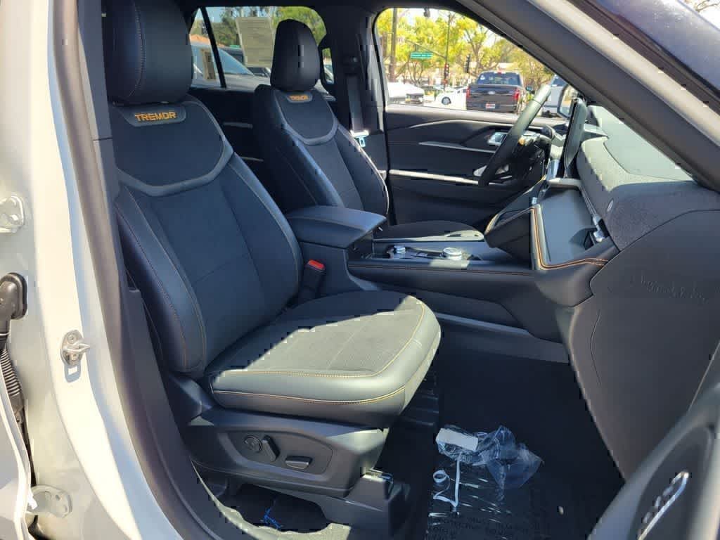 Thumbnail: 2026 Ford Explorer - 10