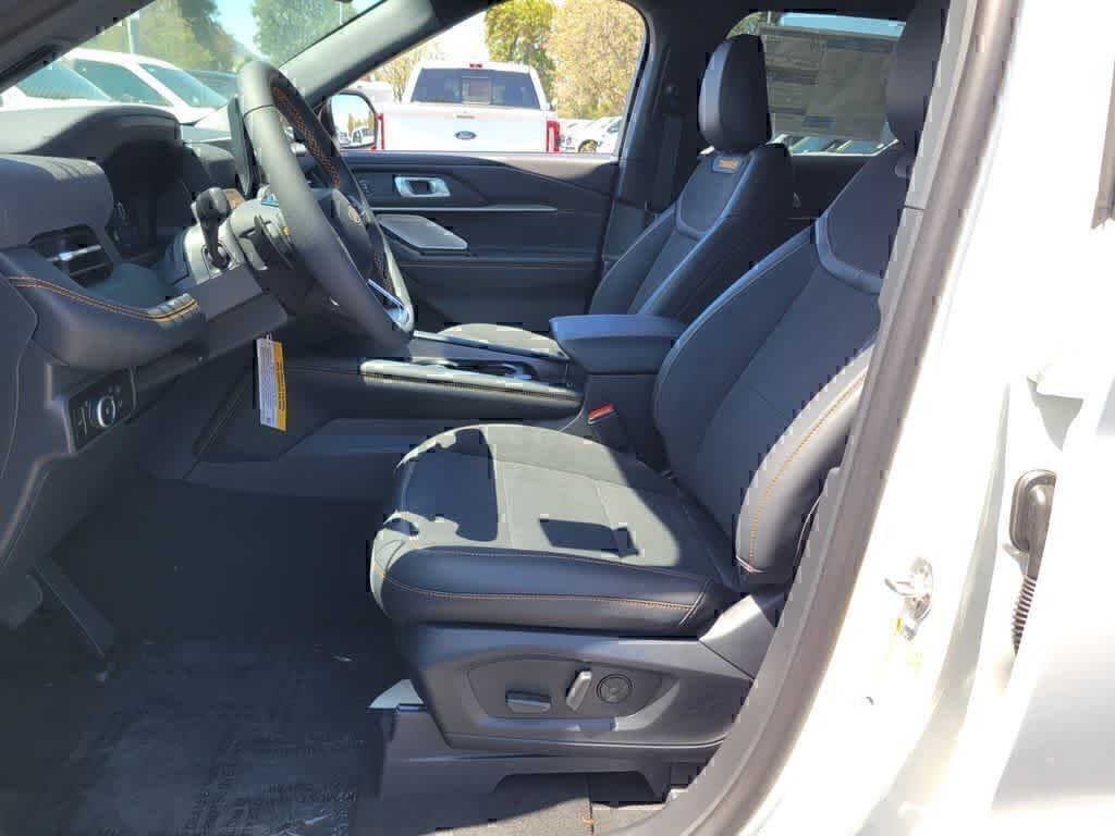 Thumbnail: 2026 Ford Explorer - 9