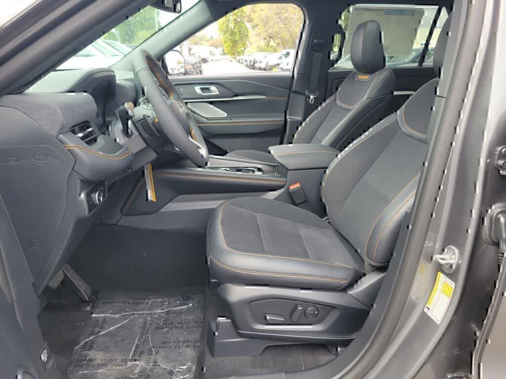 Thumbnail: 2026 Ford Explorer - 9