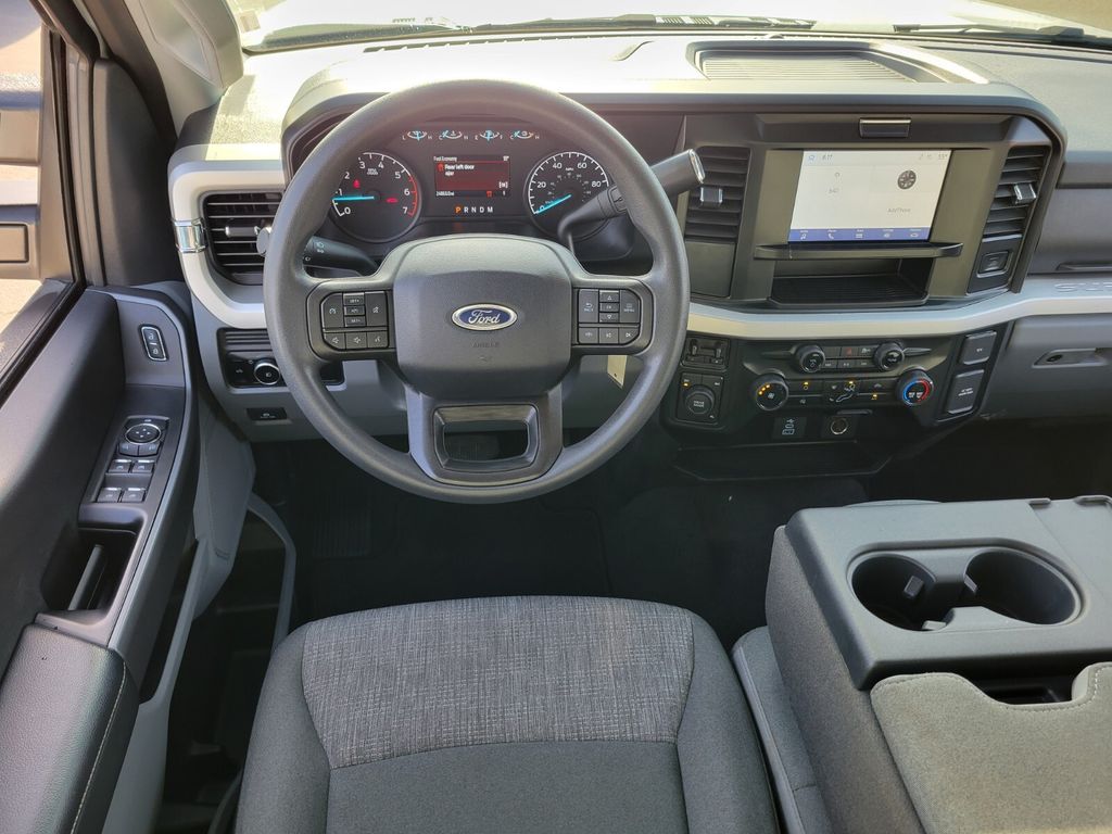 Thumbnail: 2025 Ford F-250 - 2