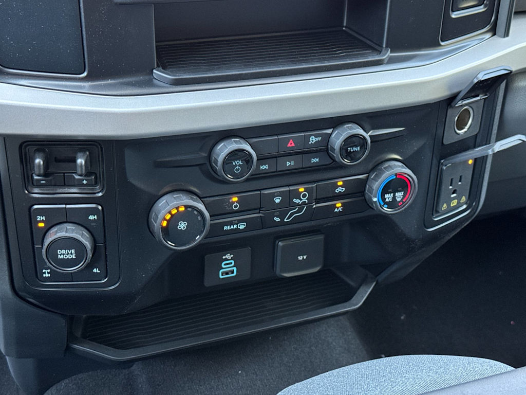Thumbnail: 2026 Ford F-250 - 21