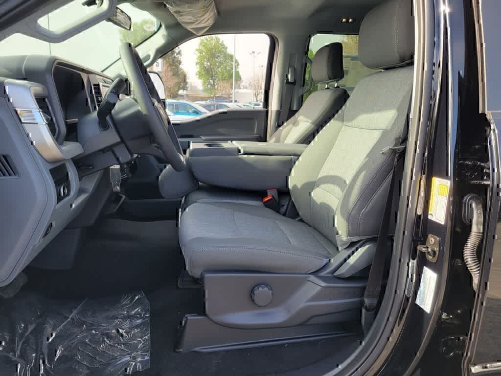 Thumbnail: 2026 Ford F-250 - 9