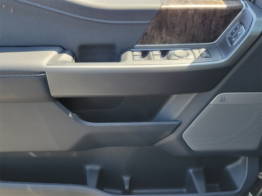 Thumbnail: 2025 Ford F-250 - 21