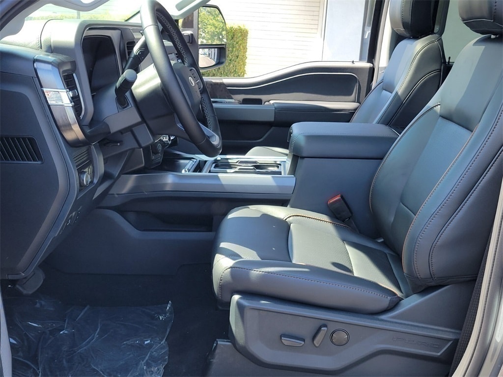 Thumbnail: 2025 Ford F-250 - 9