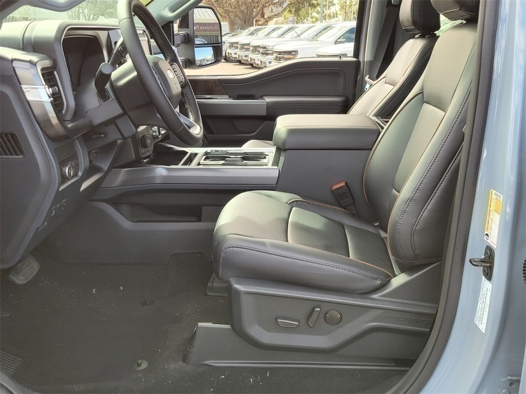 Thumbnail: 2025 Ford F-250 - 9