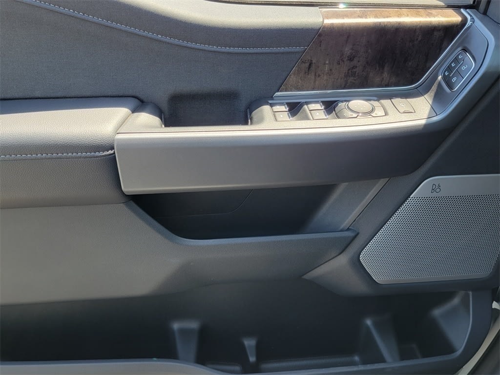 Thumbnail: 2025 Ford F-350 - 21