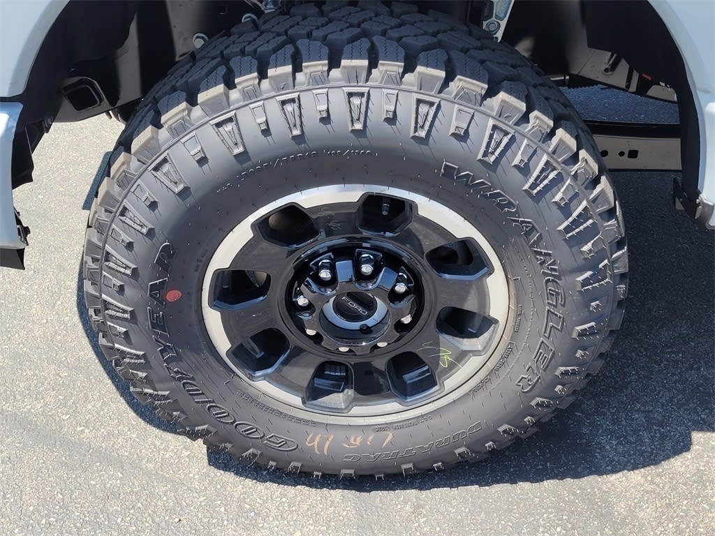 Thumbnail: 2025 Ford F-350 - 8