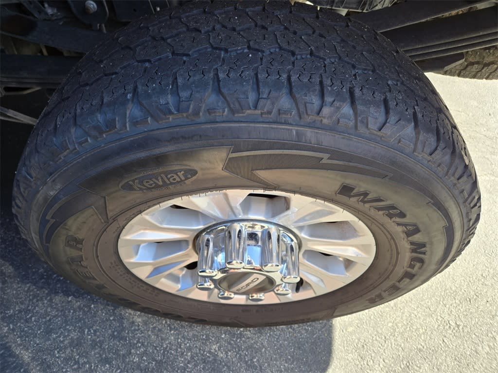 Thumbnail: 2019 Ford F-350 - 6